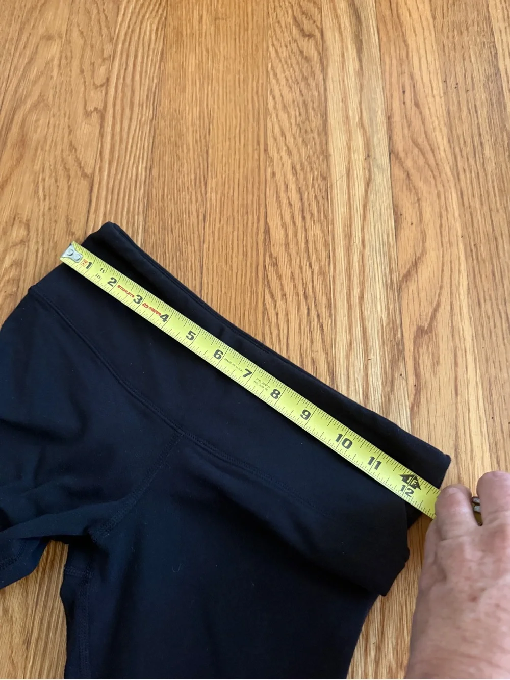 ALO yoga mesh cutout black athletic leggings XS